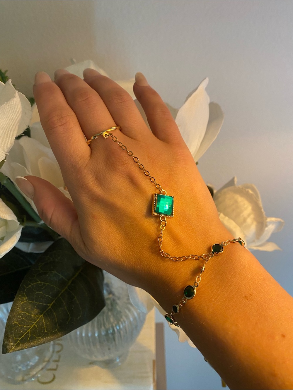 Gold-Tone Green emerald like Gem Chain Hand Bracelet + ring/NWOT